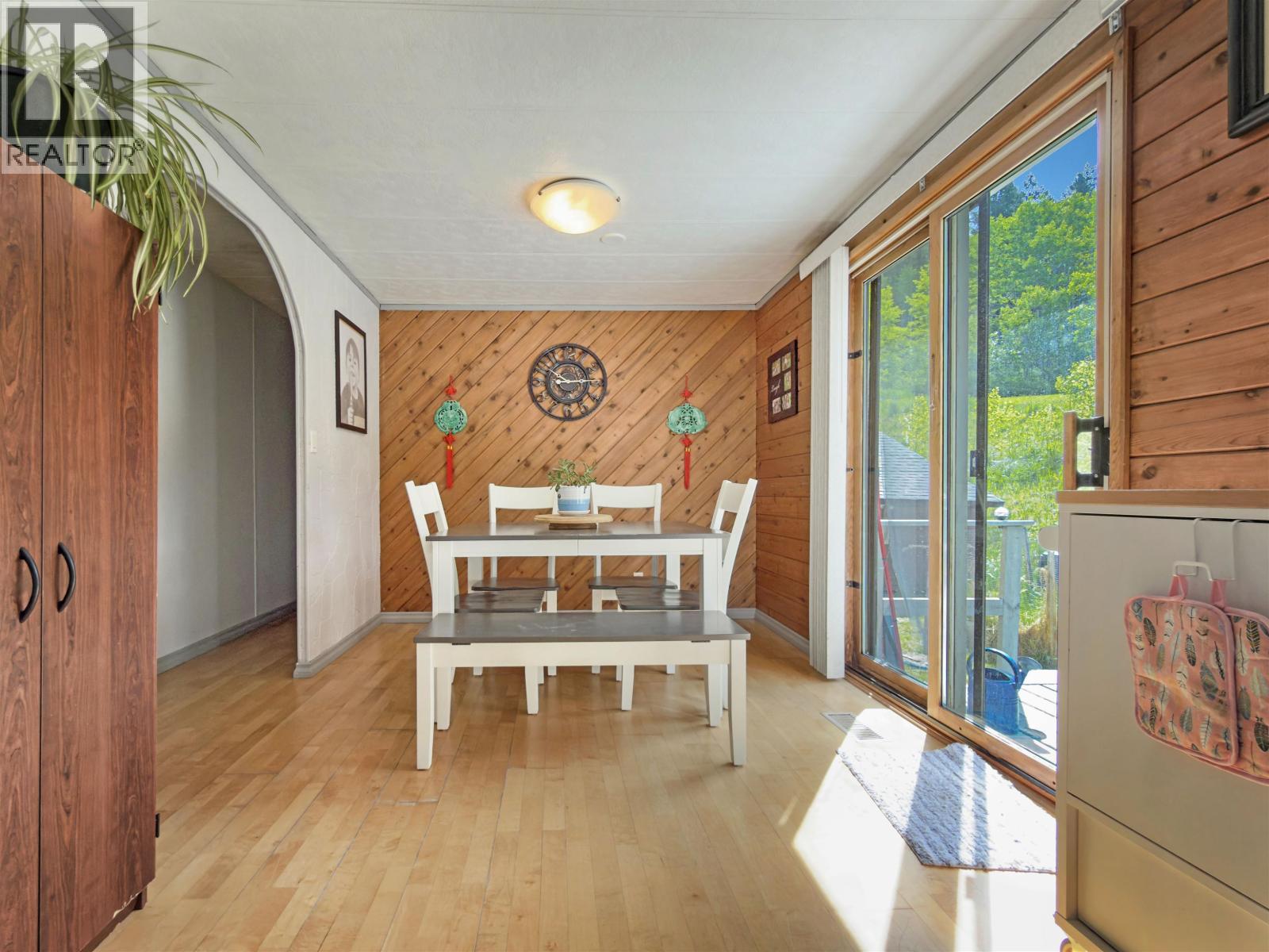 #11 2725 DUBOIS ROAD - 19