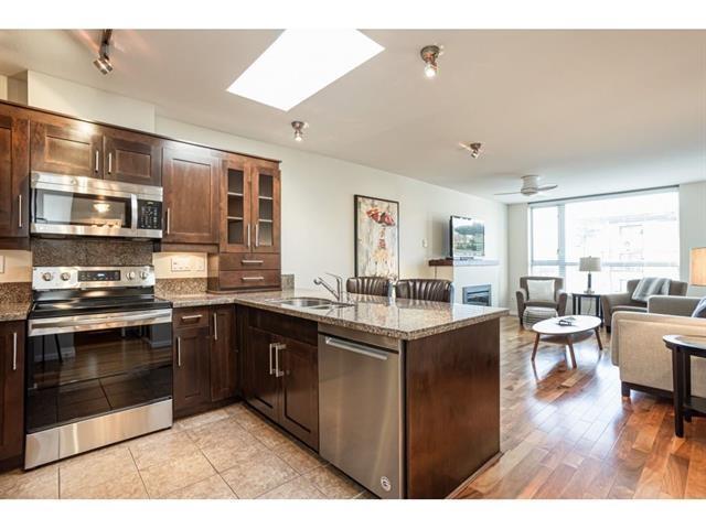 303 15777 MARINE DRIVE, White Rock