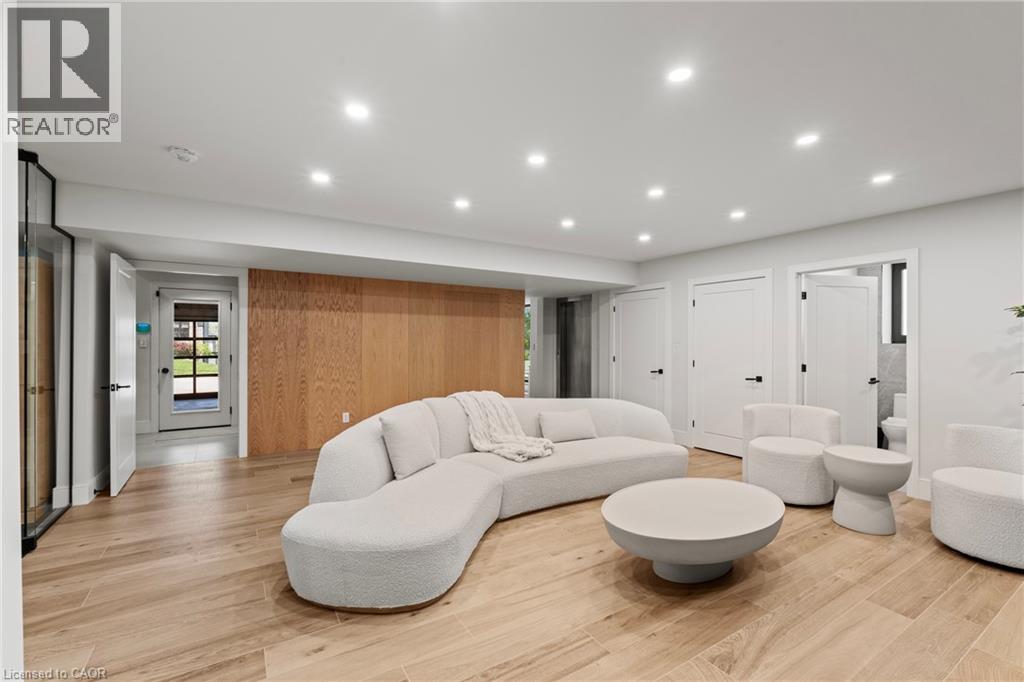 56 KENMIR Avenue - 41