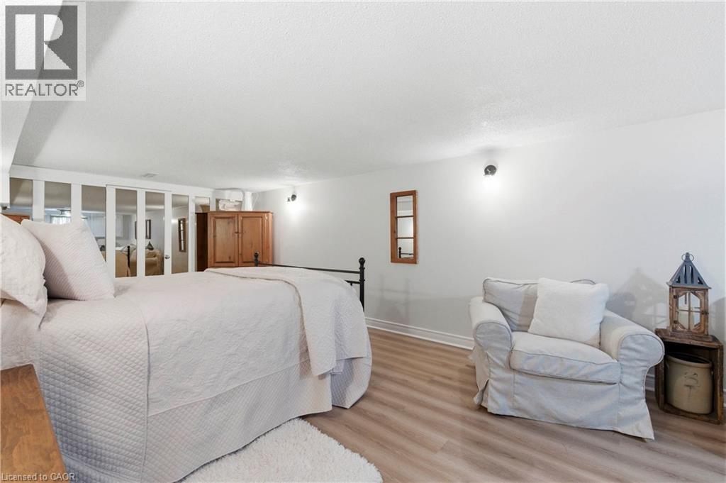 60 SCRIMGER Avenue - 25