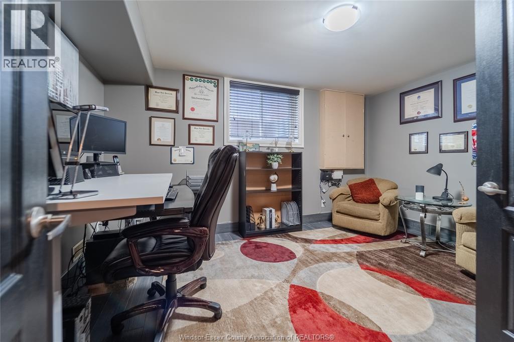 625 North Talbot ROAD - 26