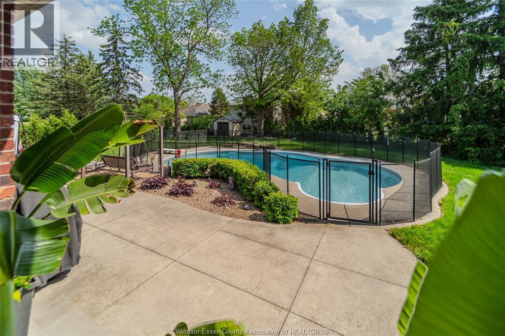 625 North Talbot ROAD - 35
