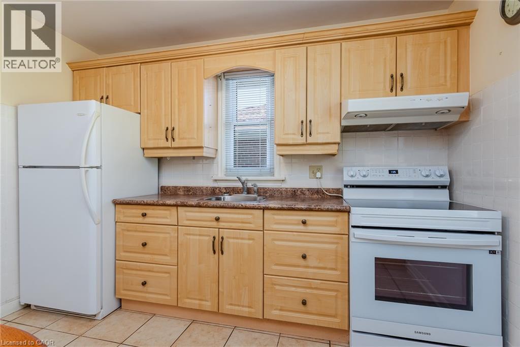 93 PLYMOUTH Road - 11