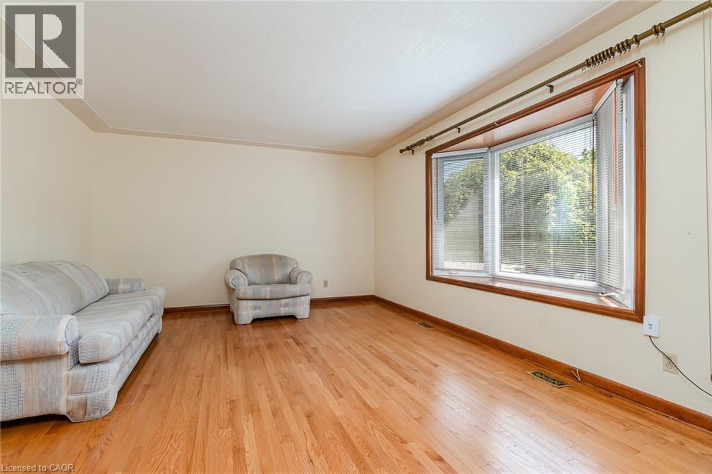93 PLYMOUTH Road - 5