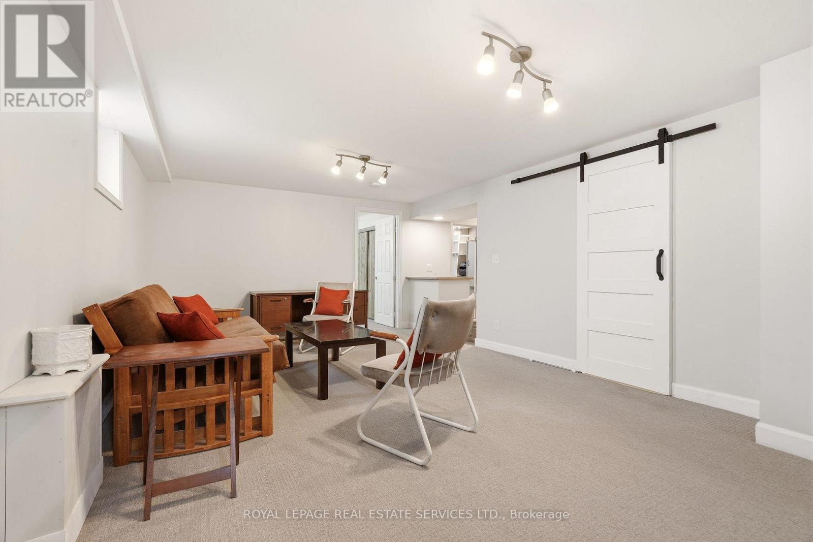 3454 OAKGLADE CRESCENT - 31