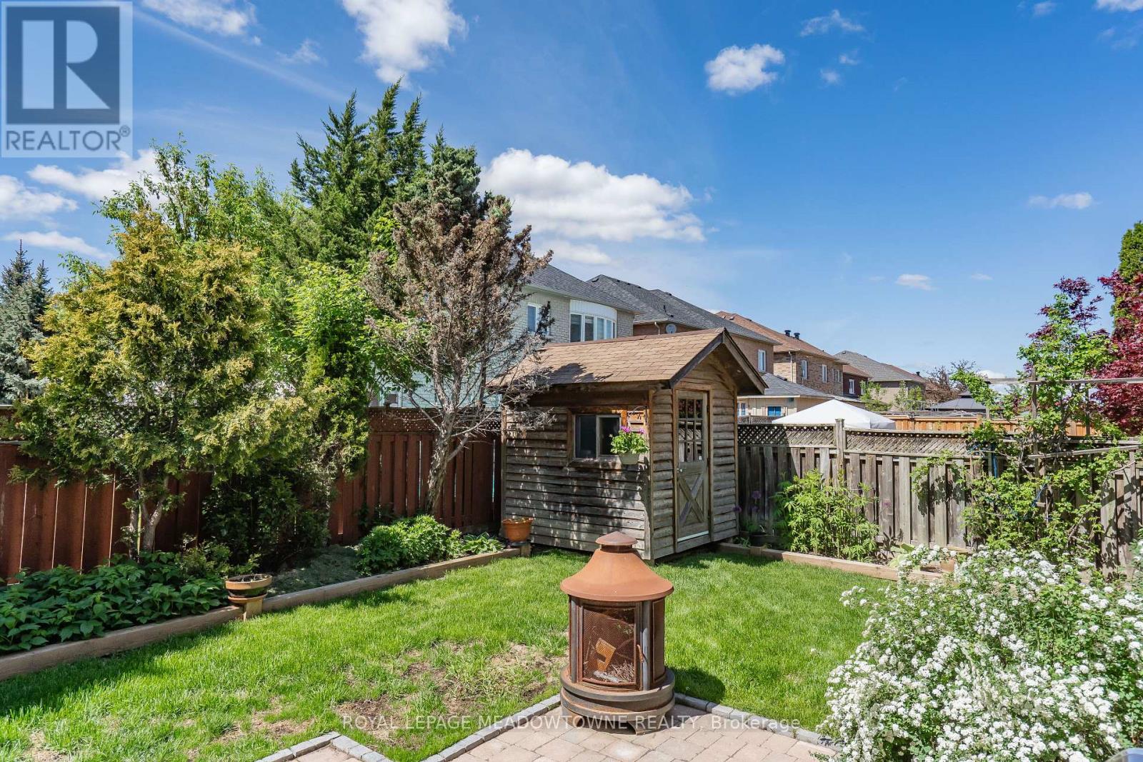 26 EMPEROR DRIVE - 45