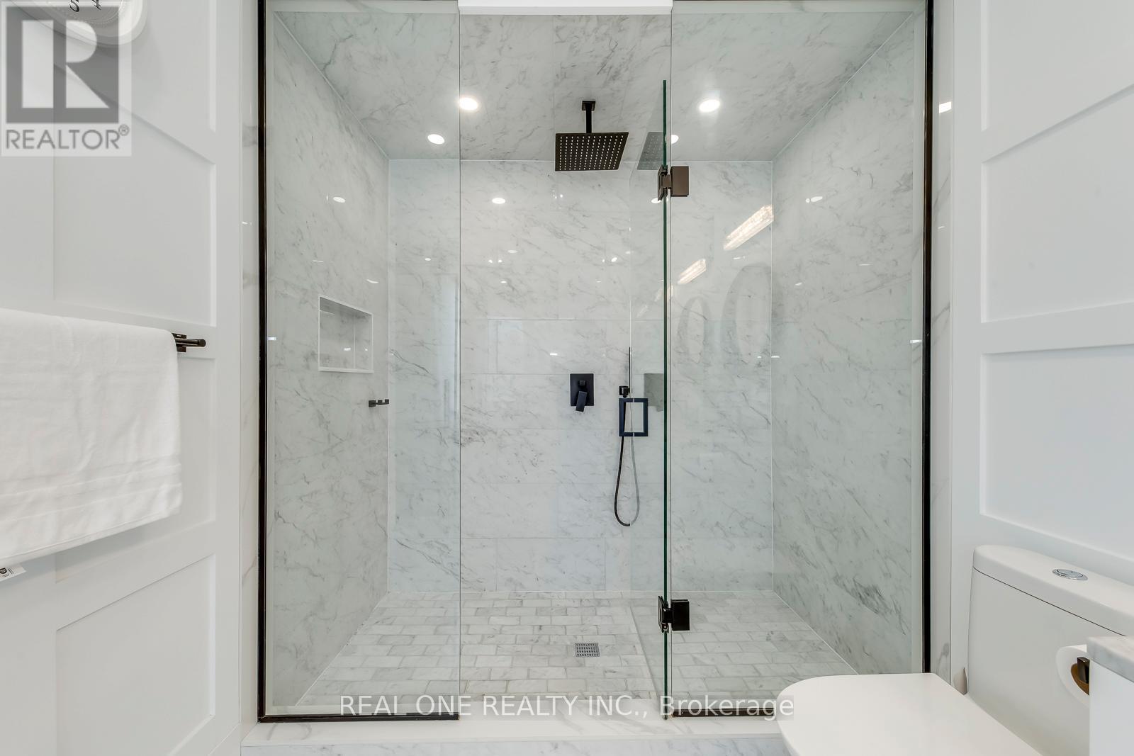 1224 WILLOWBROOK DRIVE - 33