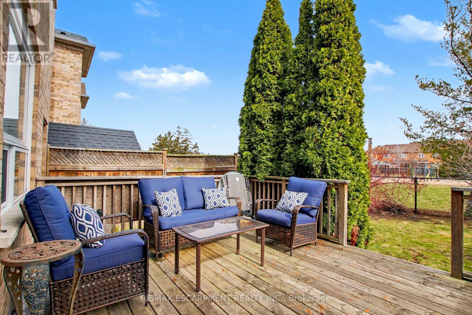 236 FITZGERALD CRESCENT - 28
