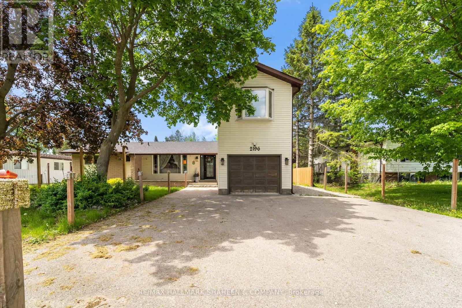 2196 RICHARD STREET - 2