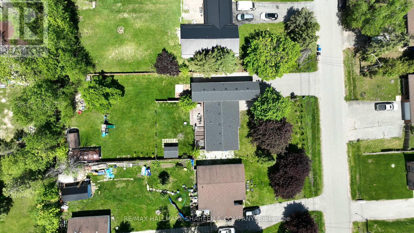 2196 RICHARD STREET - 4