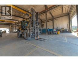 9100 Grainger Road, Canal Flats, BC V0B1B0 Photo 19