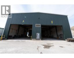 9100 Grainger Road, Canal Flats, BC V0B1B0 Photo 6