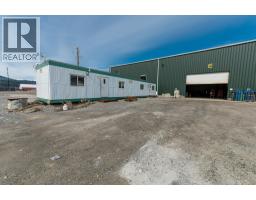 9100 Grainger Road, Canal Flats, BC V0B1B0 Photo 35