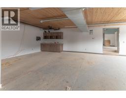 9100 Grainger Road, Canal Flats, BC V0B1B0 Photo 44