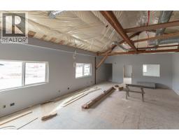 9100 Grainger Road, Canal Flats, BC V0B1B0 Photo 50