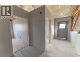 9100 Grainger Road, Canal Flats, BC V0B1B0 Photo 51