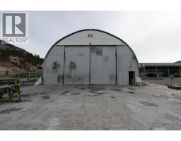 9100 Grainger Road, Canal Flats, BC V0B1B0 Photo 31