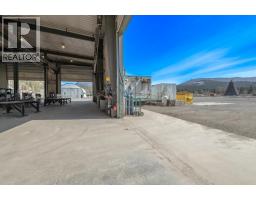 9100 Grainger Road, Canal Flats, BC V0B1B0 Photo 24