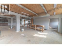 9100 Grainger Road, Canal Flats, BC V0B1B0 Photo 45