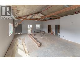 9100 Grainger Road, Canal Flats, BC V0B1B0 Photo 52