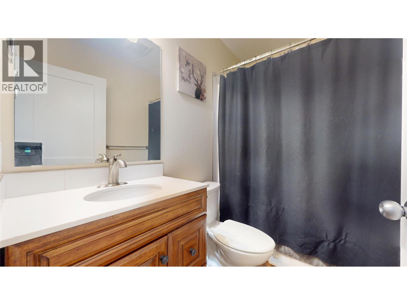 230 303 Avenue - 25