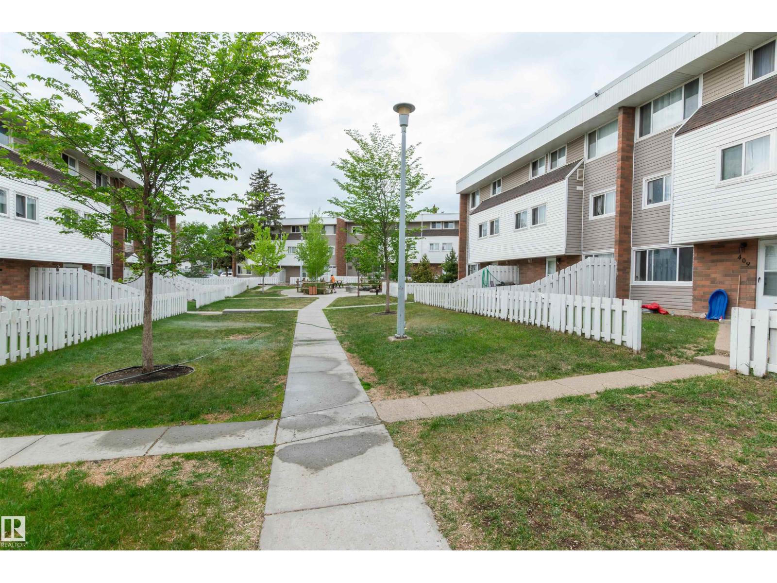 #408 2908 116A AV NW - 9