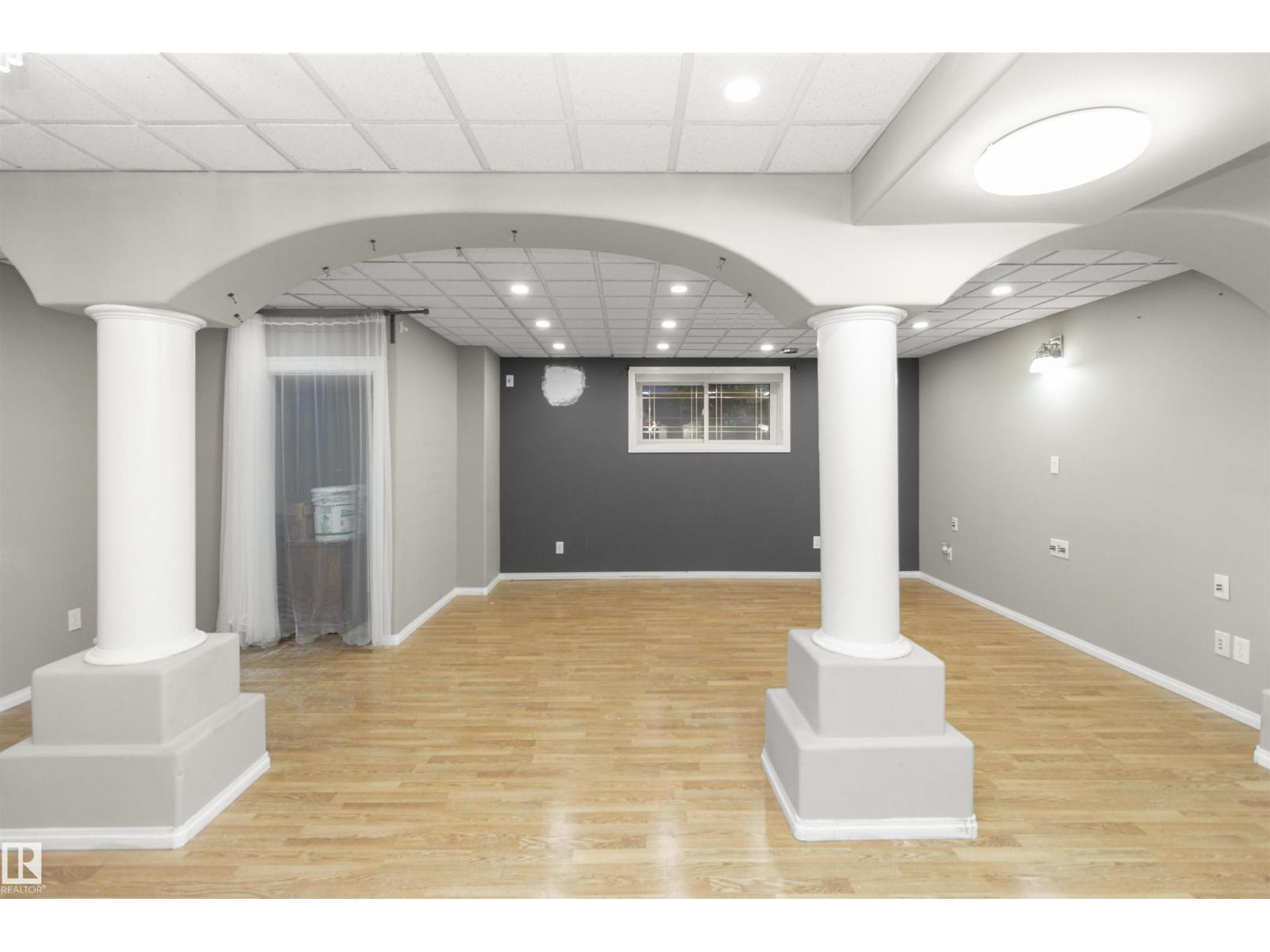 11517 83 ST NW - 27
