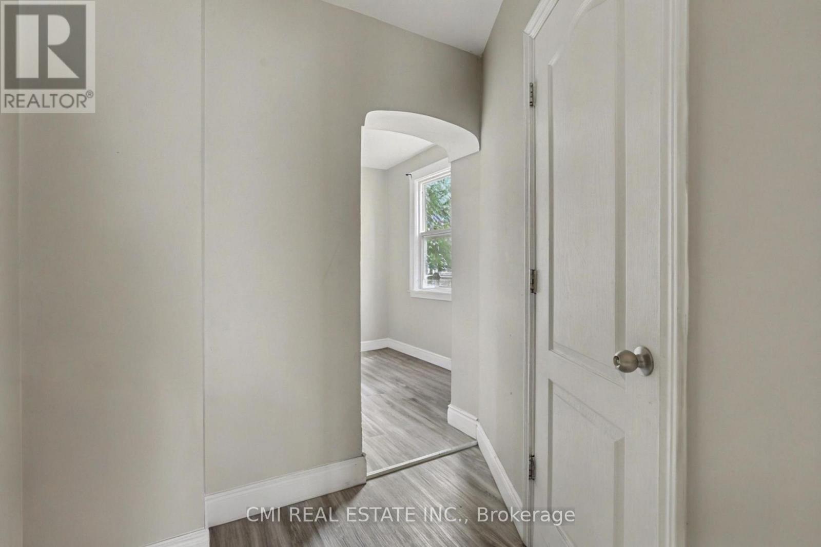 122 MONTROSE STREET - 15