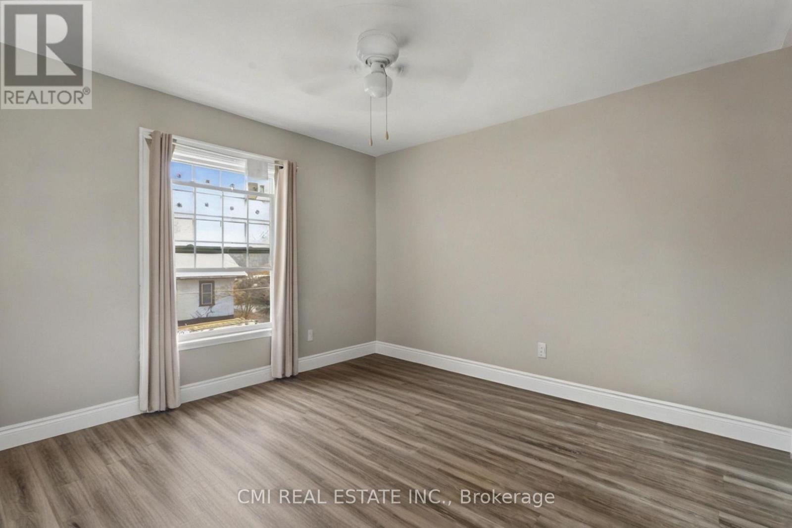 122 MONTROSE STREET - 24