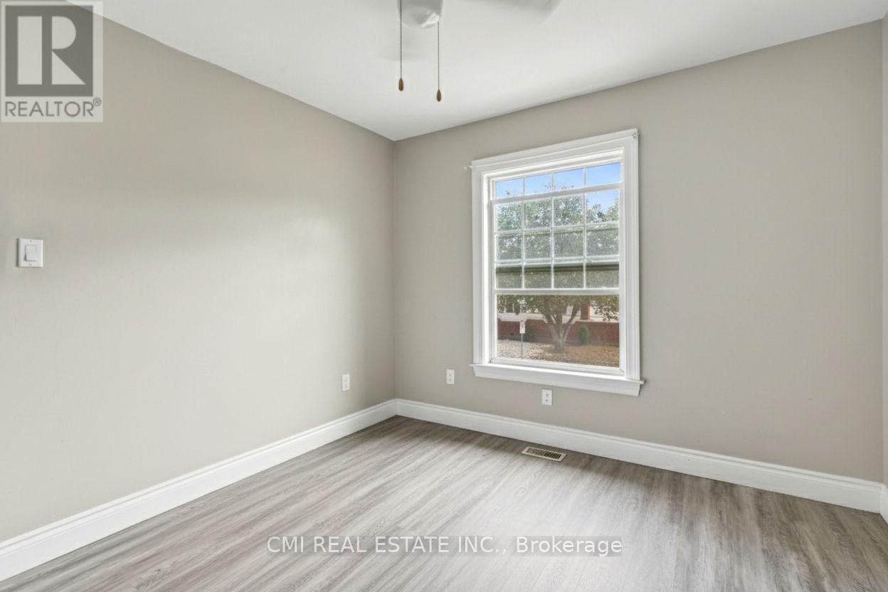 122 MONTROSE STREET - 25