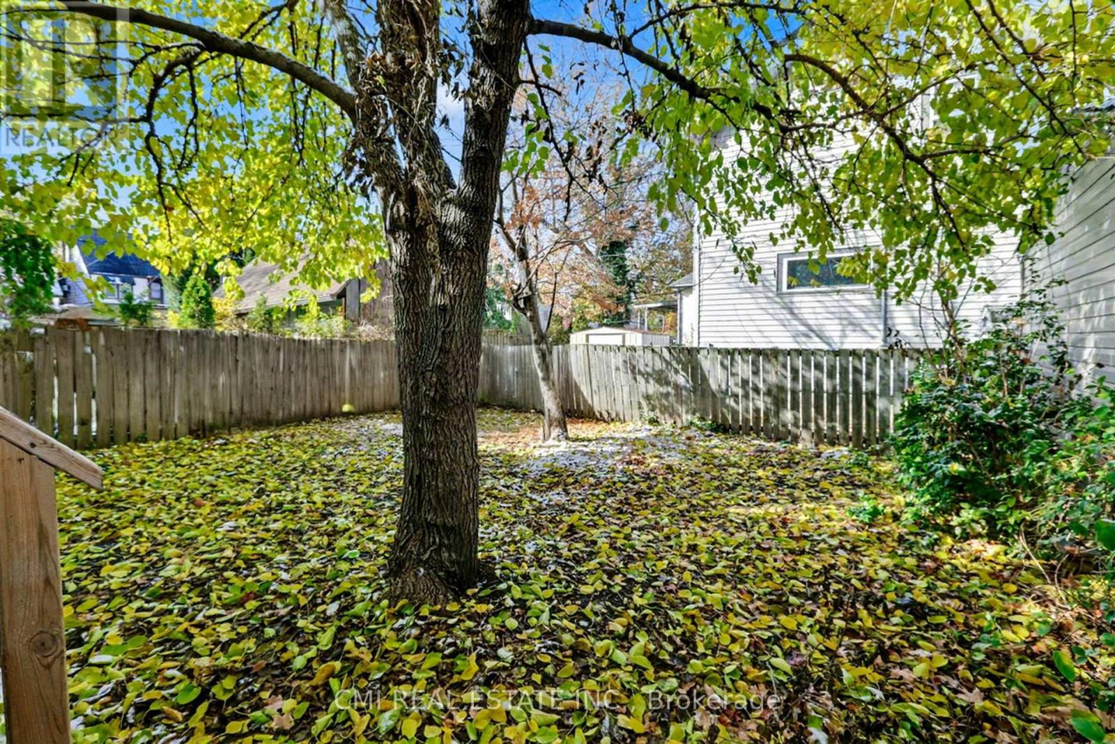 122 MONTROSE STREET - 38