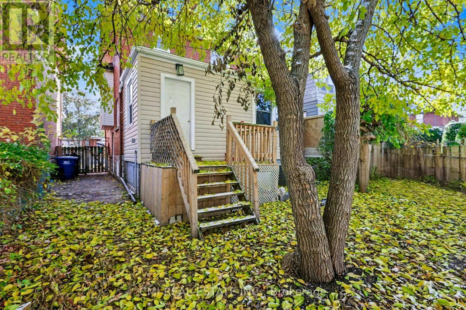 122 MONTROSE STREET - 39