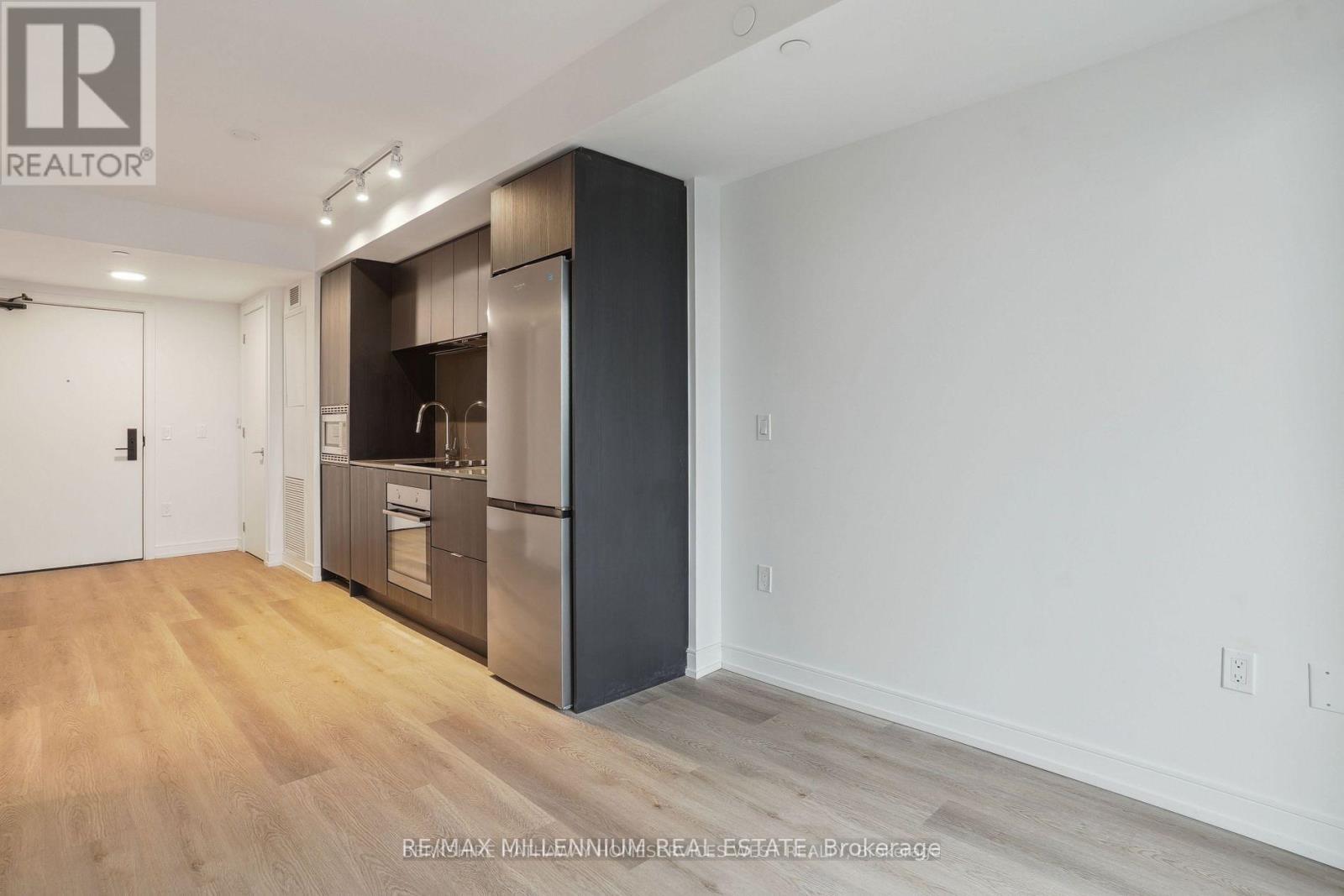 #329 1 JARVIS STREET - 10