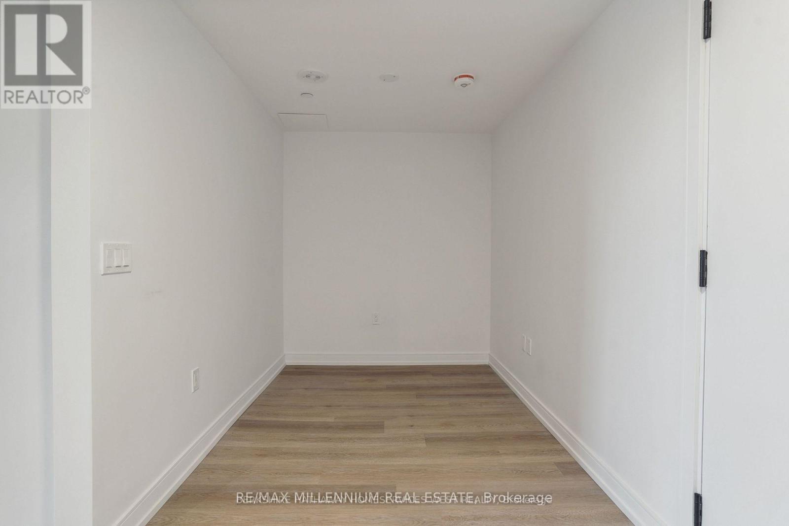 #329 1 JARVIS STREET - 5