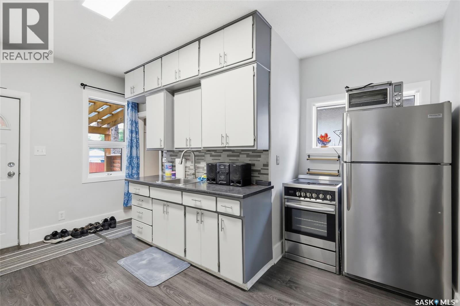 1304 C AVENUE N — photo 10