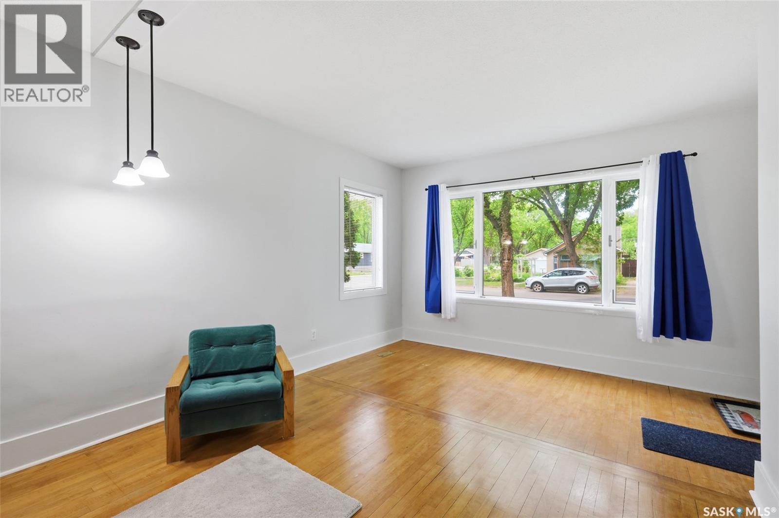1304 C AVENUE N — photo 9