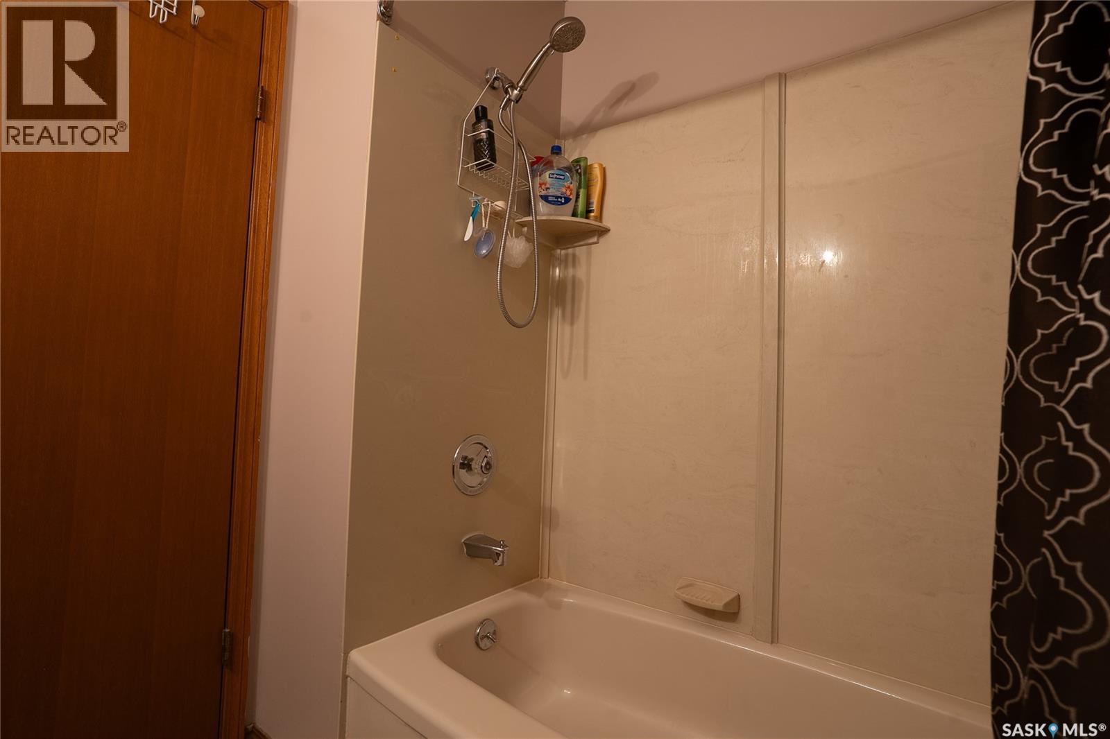 114 Sumner CRESCENT - 25
