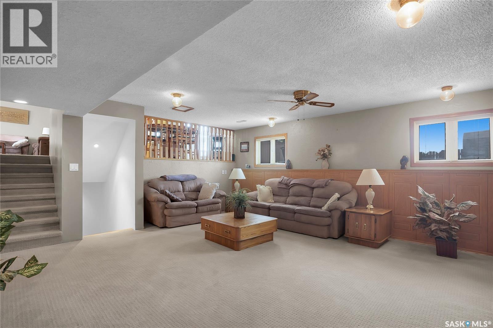 114 Sumner CRESCENT - 28