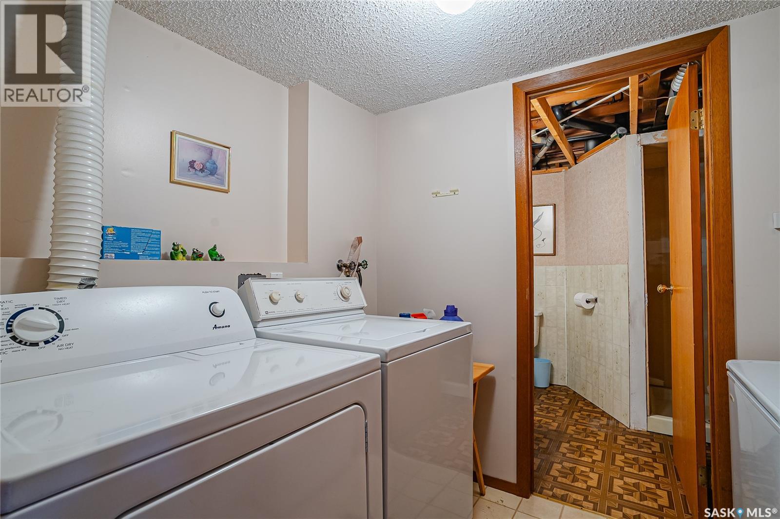 114 Sumner CRESCENT - 31