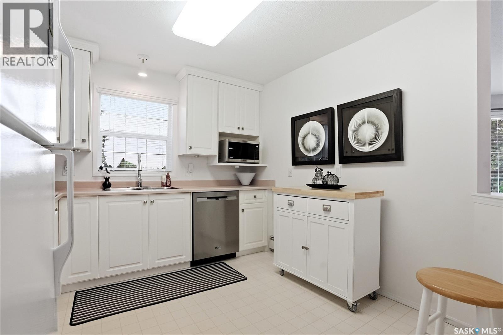 #210 1735 Mckercher DRIVE - 13