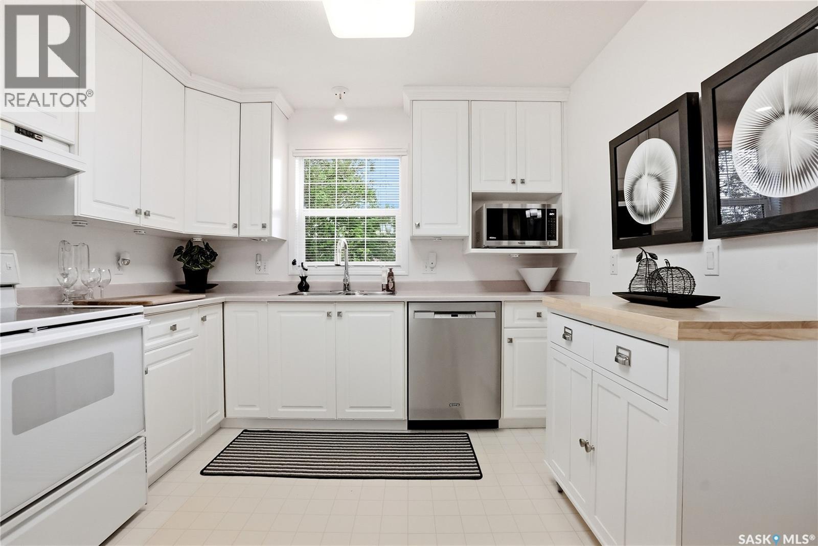 #210 1735 Mckercher DRIVE - 14