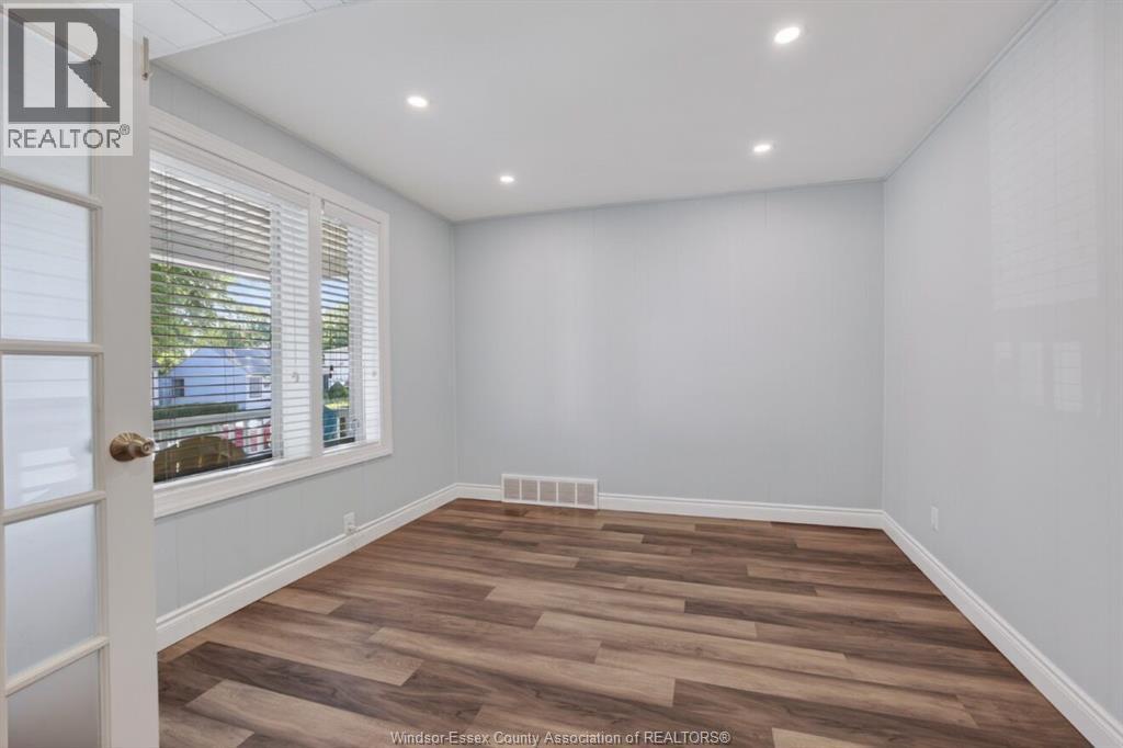1032 FELIX AVENUE - 5