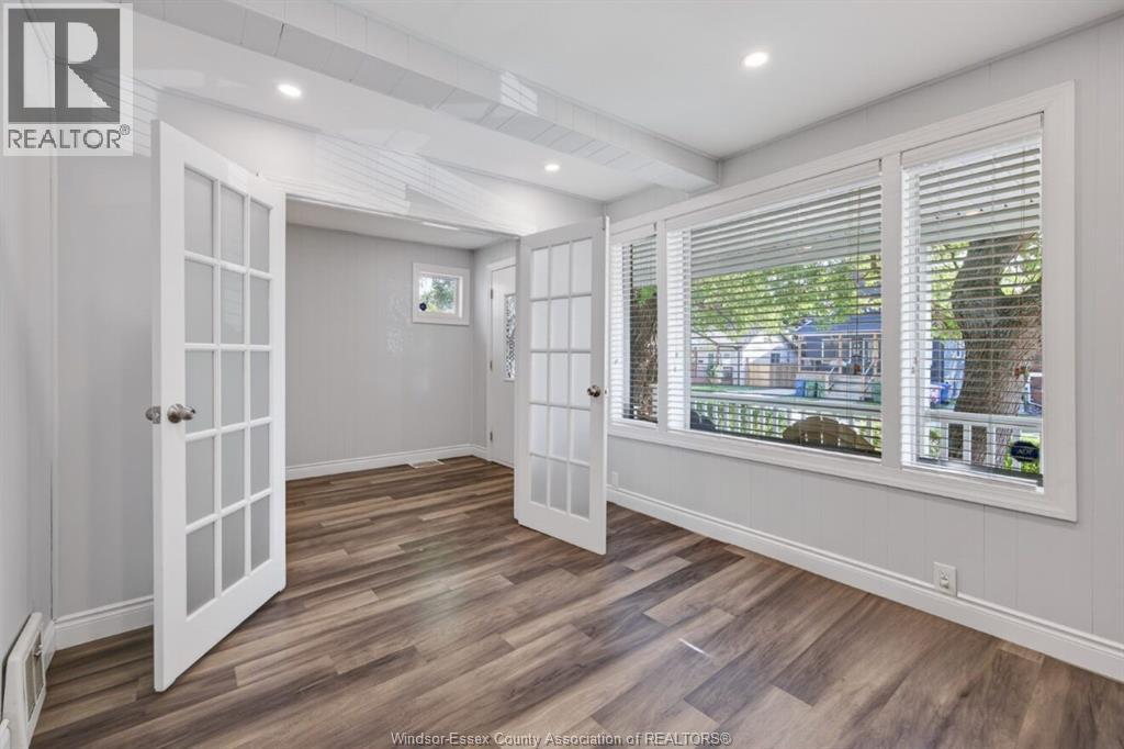 1032 FELIX AVENUE - 8