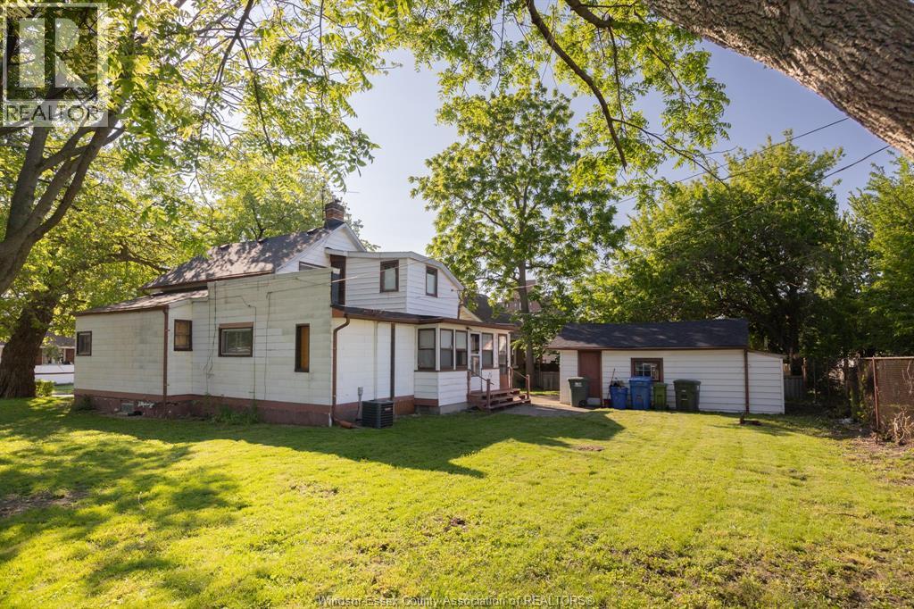 1032 FELIX AVENUE - 42