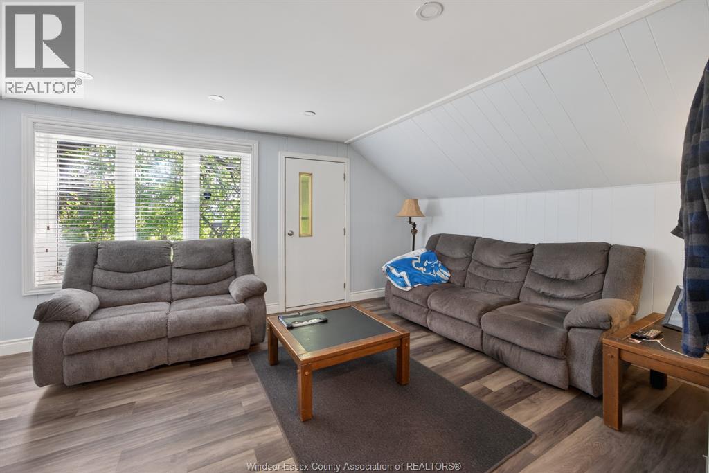 1032 FELIX AVENUE - 27