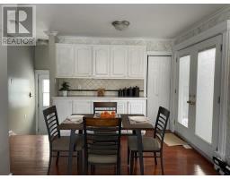 5-7 Maple Street thumbnail 9