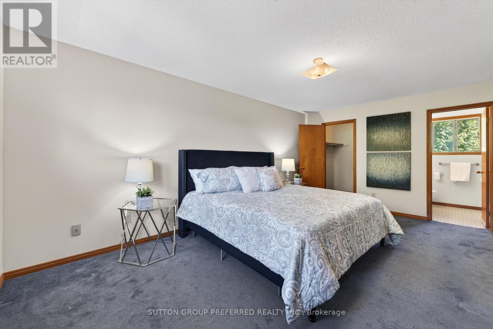 4 GOLFVIEW CRESCENT - 24