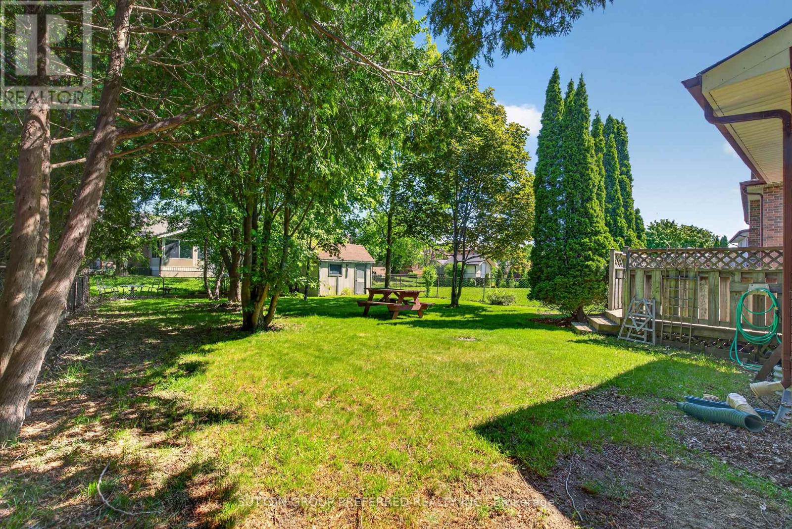 4 GOLFVIEW CRESCENT - 47
