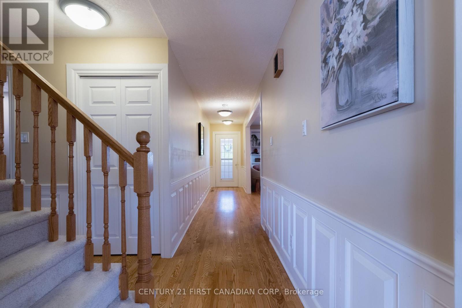 86 EDMUNDS CRESCENT E - 17