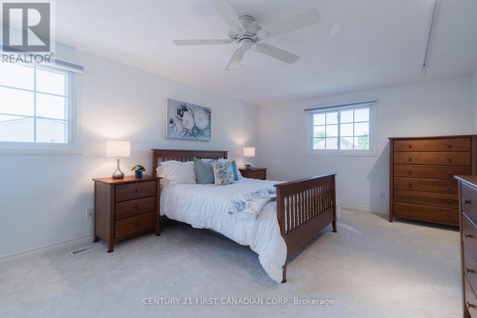 86 EDMUNDS CRESCENT E - 26